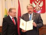 27.10.2011 Moskva urucenje diplome Vladimiru Krsljaninu