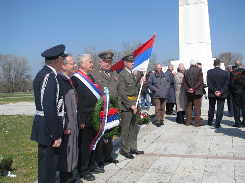 usce-2015-polaganje-venaca04.jpg